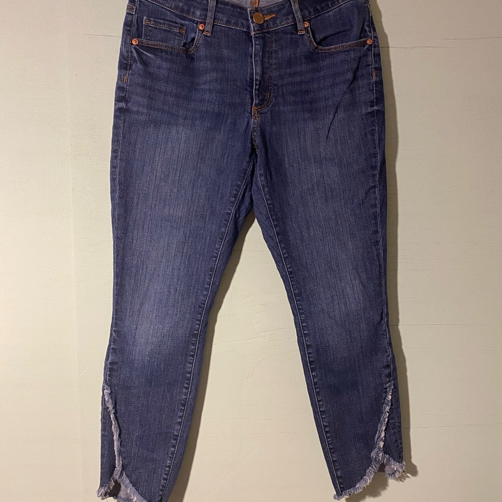 LOFT Blue Cropped Jeans with Frayed Hem SZ. 28